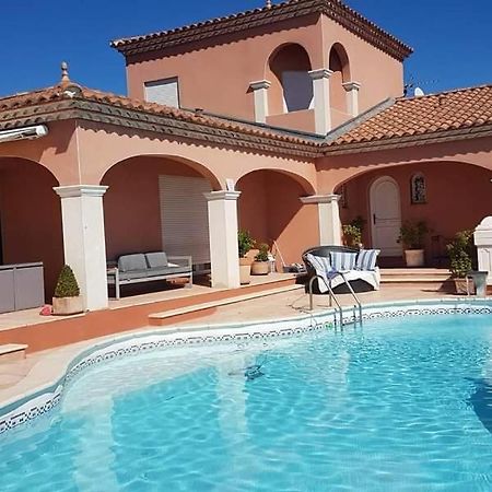 Bed and Breakfast Les Collines D'Ugernum Beaucaire  Zewnętrze zdjęcie
