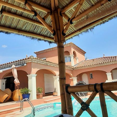Bed and Breakfast Les Collines D'Ugernum Beaucaire  Zewnętrze zdjęcie